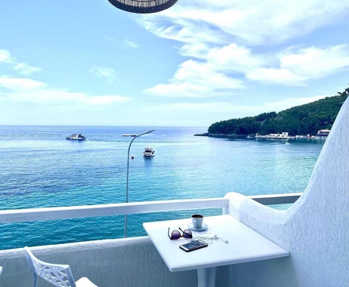 Панорама Geo & Art Boutique Hotel 3*