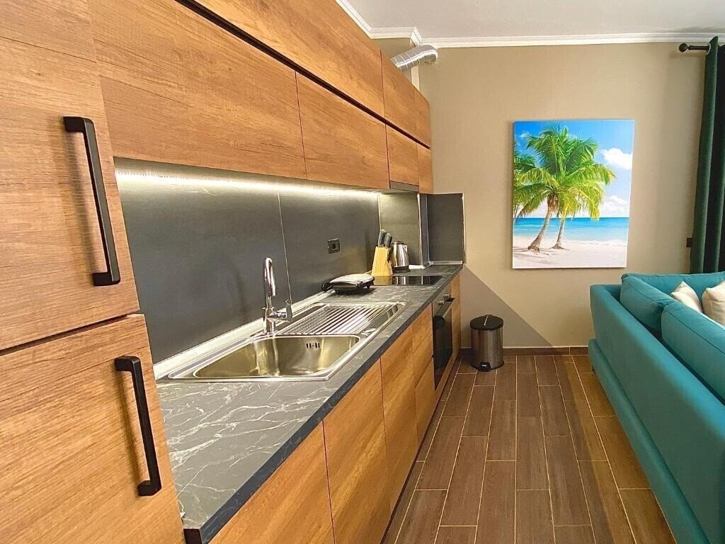 Вид Eka Luxury Apartments 5*