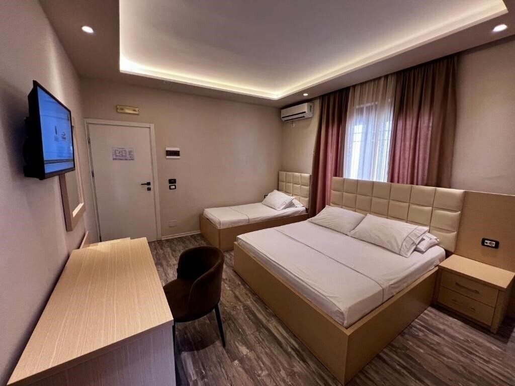 Апартаменты Hotel Lungomare Vlore (ex. Lungomare Hotel) 3*