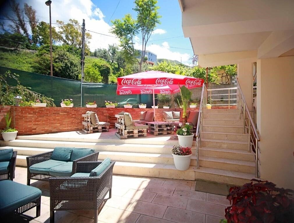 Изображение Hotel Nika & Restaurant (ex. Vila Nika Apart, Nika Hotel) 3*