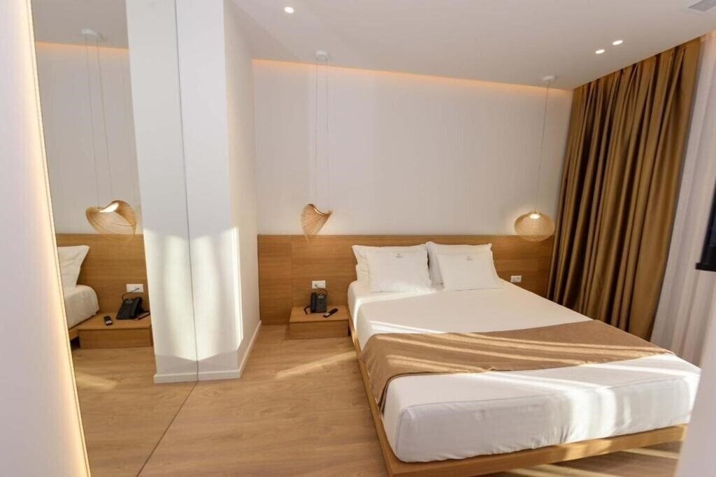 Апартаменты Mahoro Boutique Hotel Vlore 4*