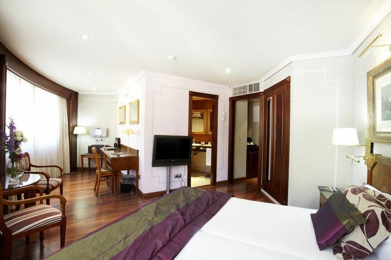 Апартаменты Plaza 5*