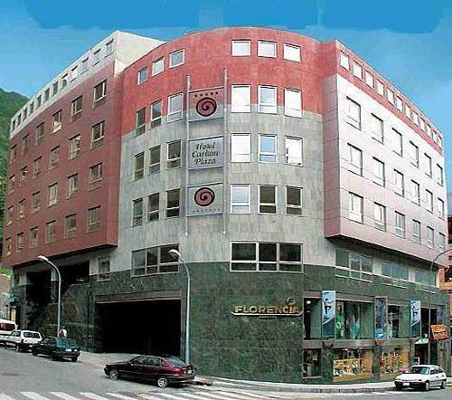 Вид Carlton Plaza 5*