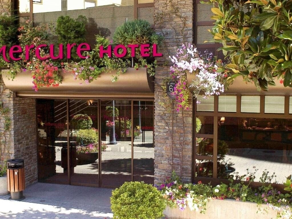 Отель Mercure 4*