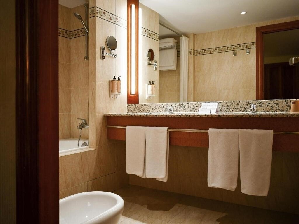 Фотография Mercure 4*