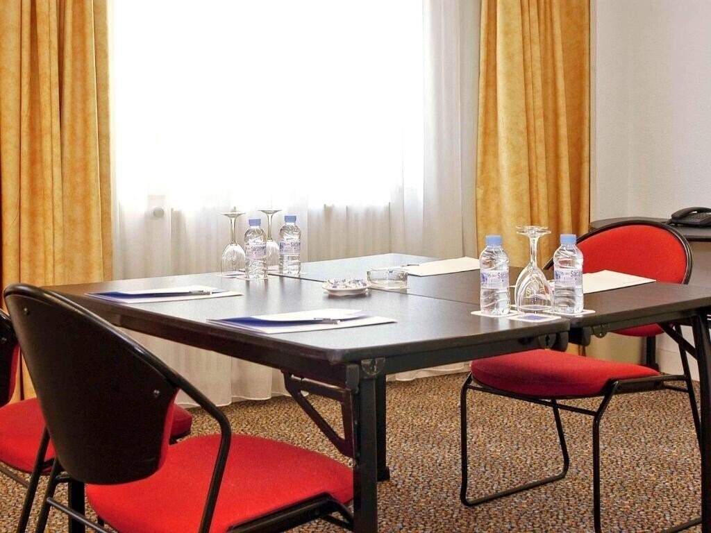 Территория Novotel Andorra 4*
