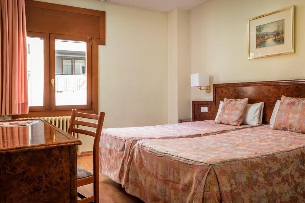 Фотографія Sant Jordi 2*