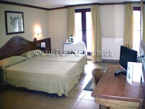 Вид Somriu Montane Hotel 3*