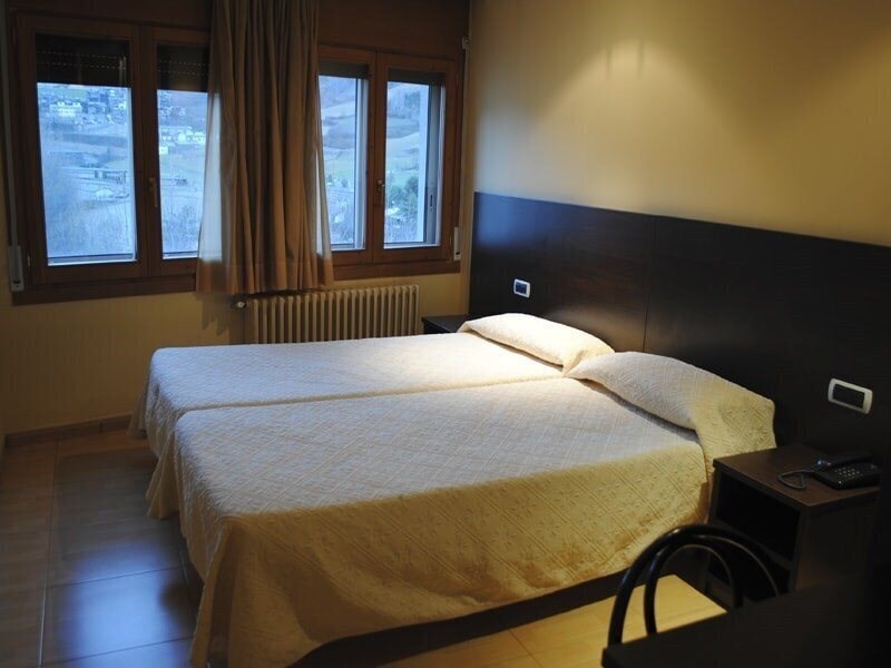 Территория La Mola 2*