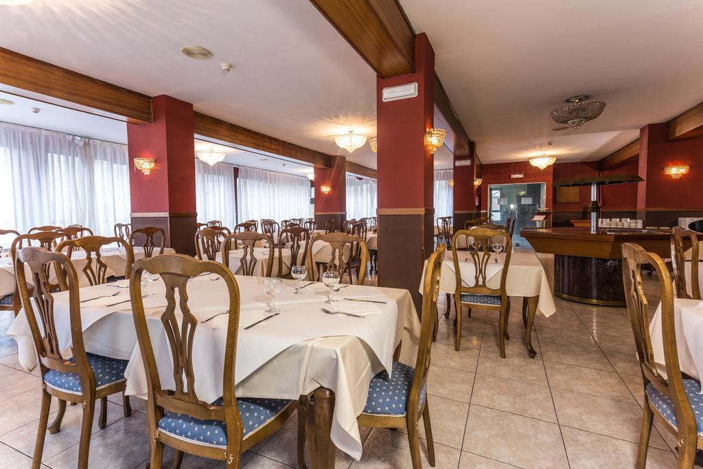 Панорама Hotansa Encamp 3*