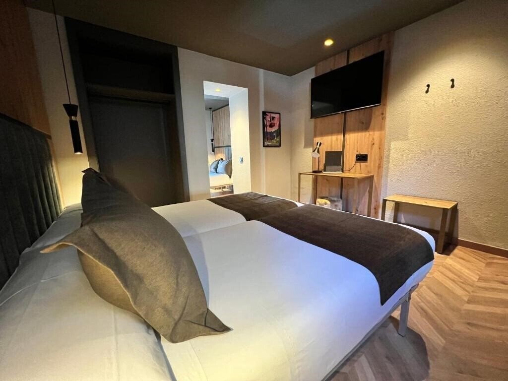 Вид Paris 3*