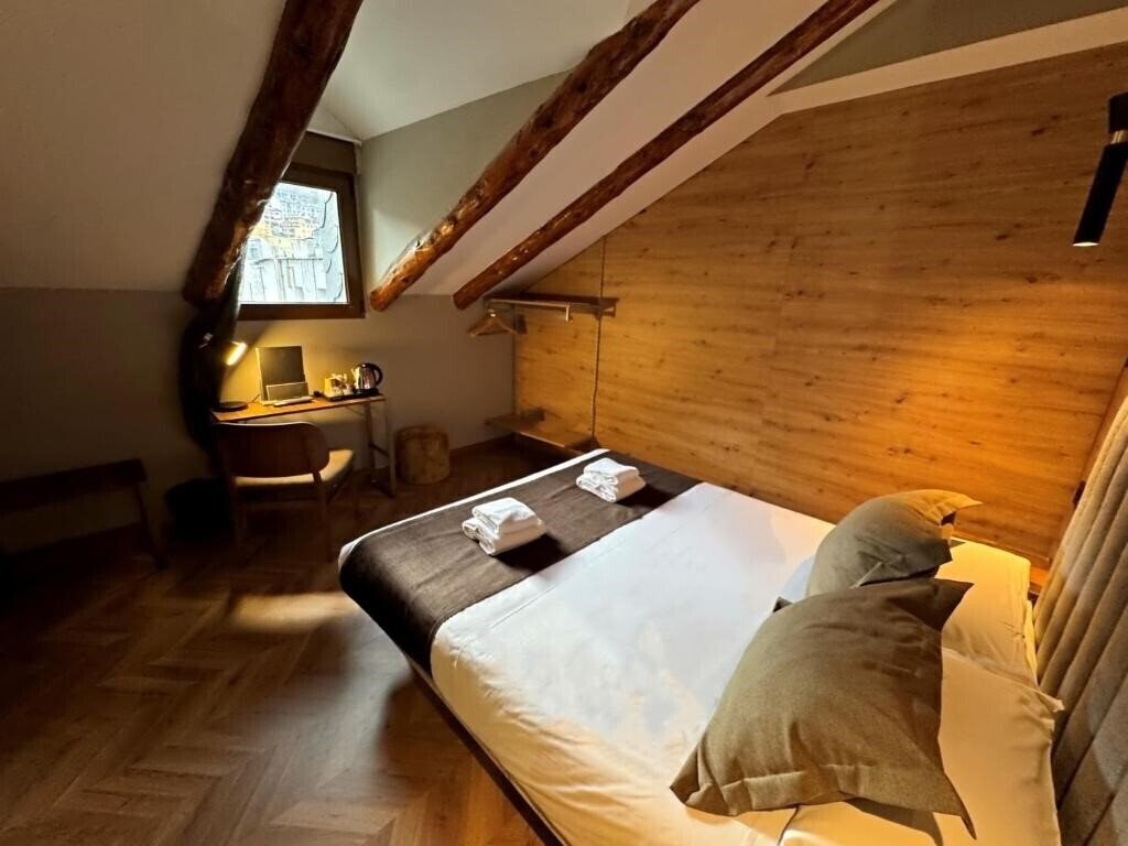 Территория Paris 3*