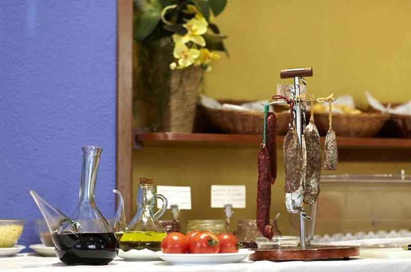 Территория Univers 3*