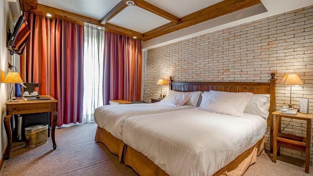 Панорама Roc Blanc 4*