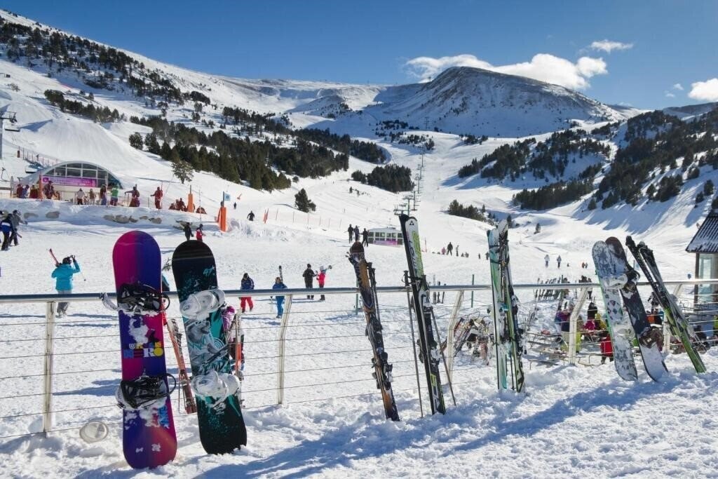 Територія Cosmos 3*