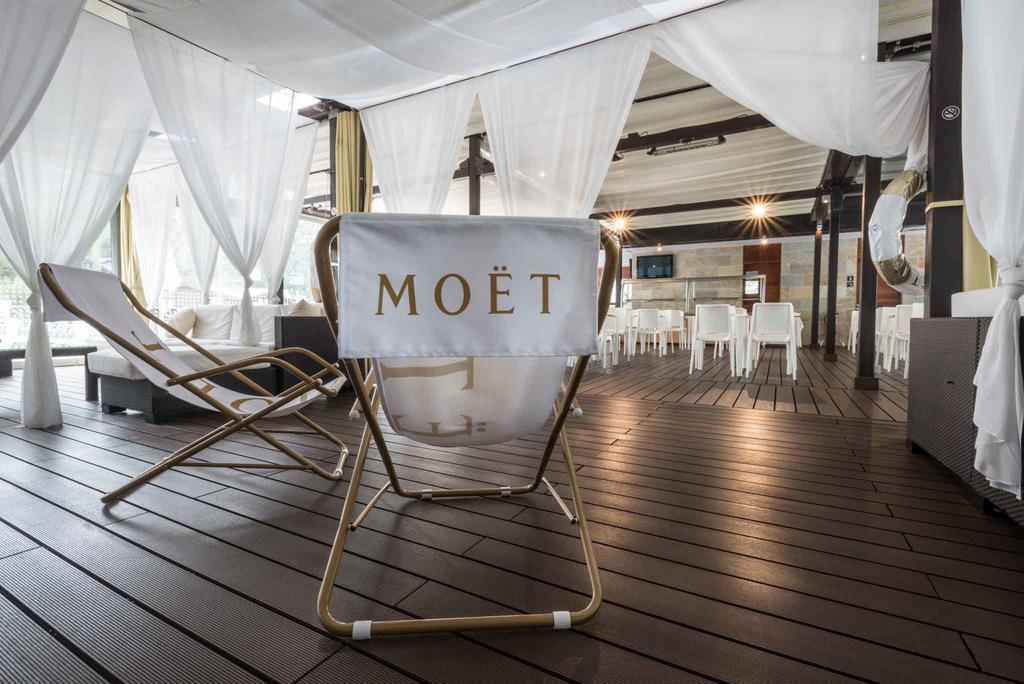 Территория Anyos Park 4*