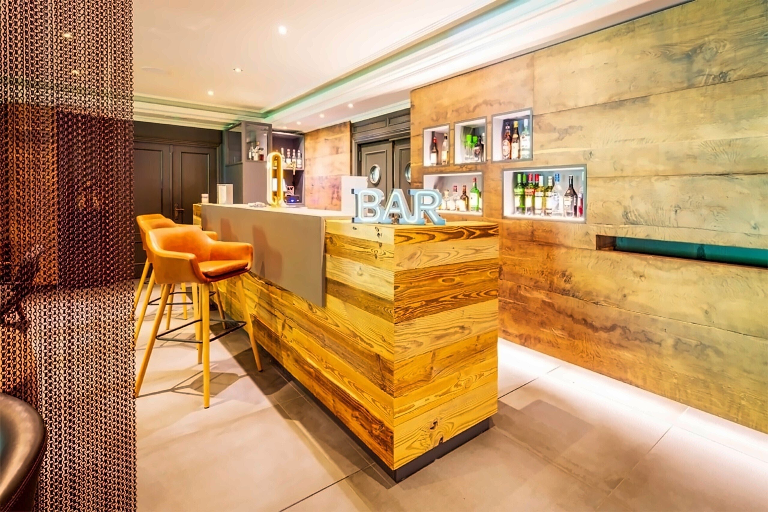 Готель Abba Xalet Suites 4*