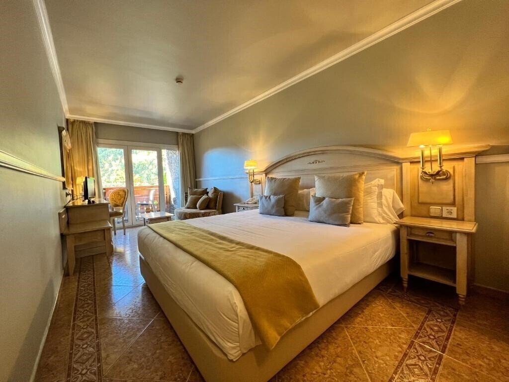 Готель Bringue 3*