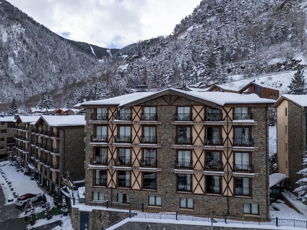 Готель Princesa Parc 4*