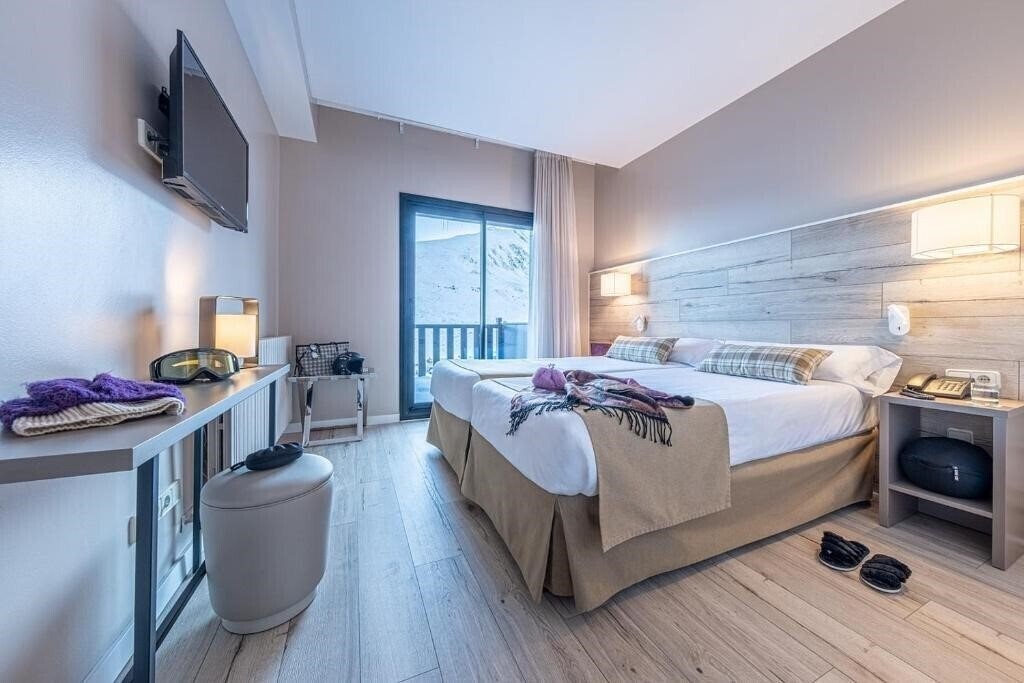 Апартаменти Caribou 4*