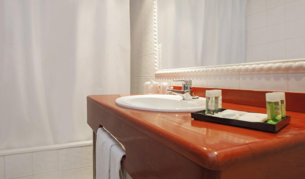 Панорама Hotansa Piolets Soldeu Centre 4*