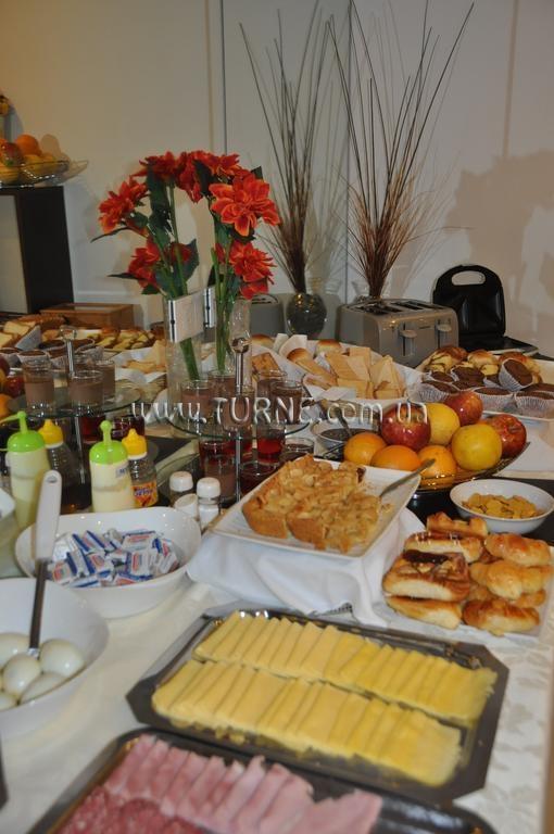 Готель Europlaza 3*