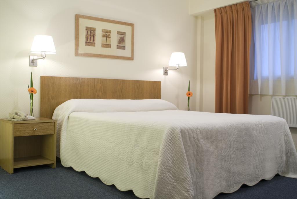 Вид Aspen Suites Hotel 3*