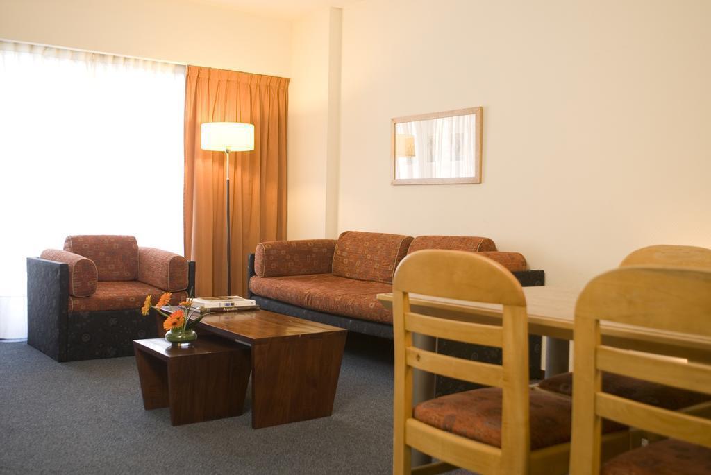 Панорама Aspen Suites Hotel 3*