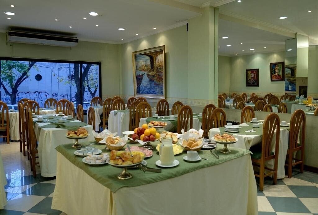 Фотографія Ariosto Hotel And Suites 3*