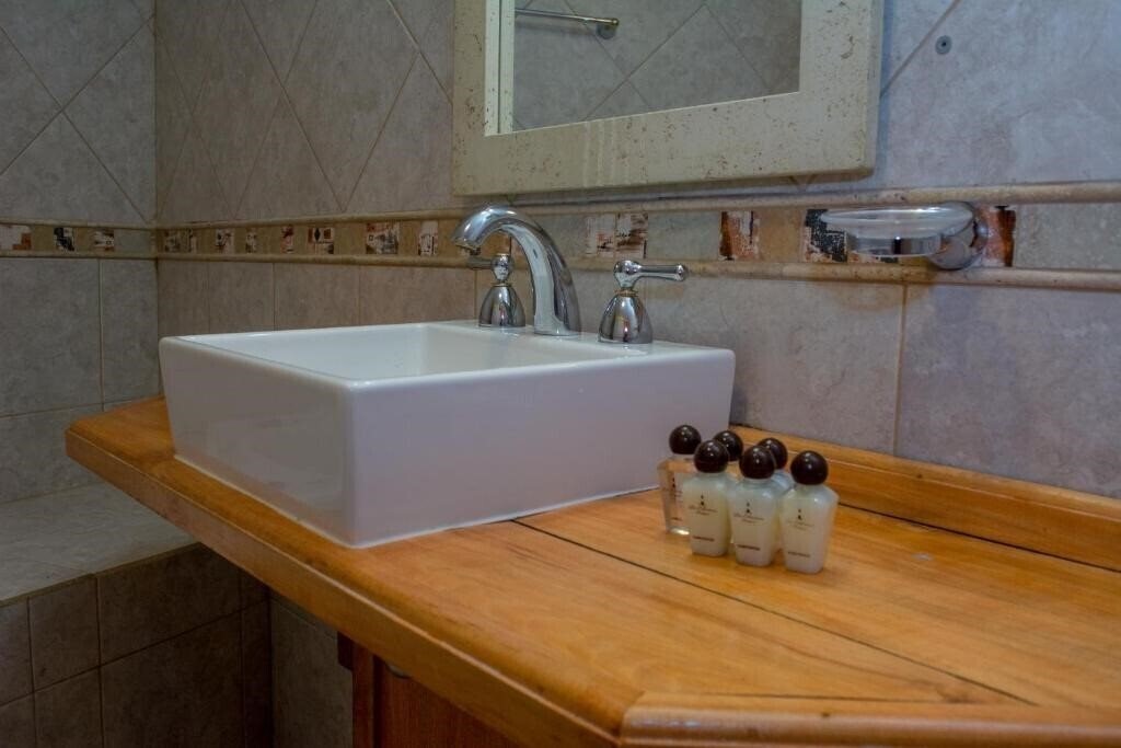 Фотографія Hosteria Les Eclaireurs 3*