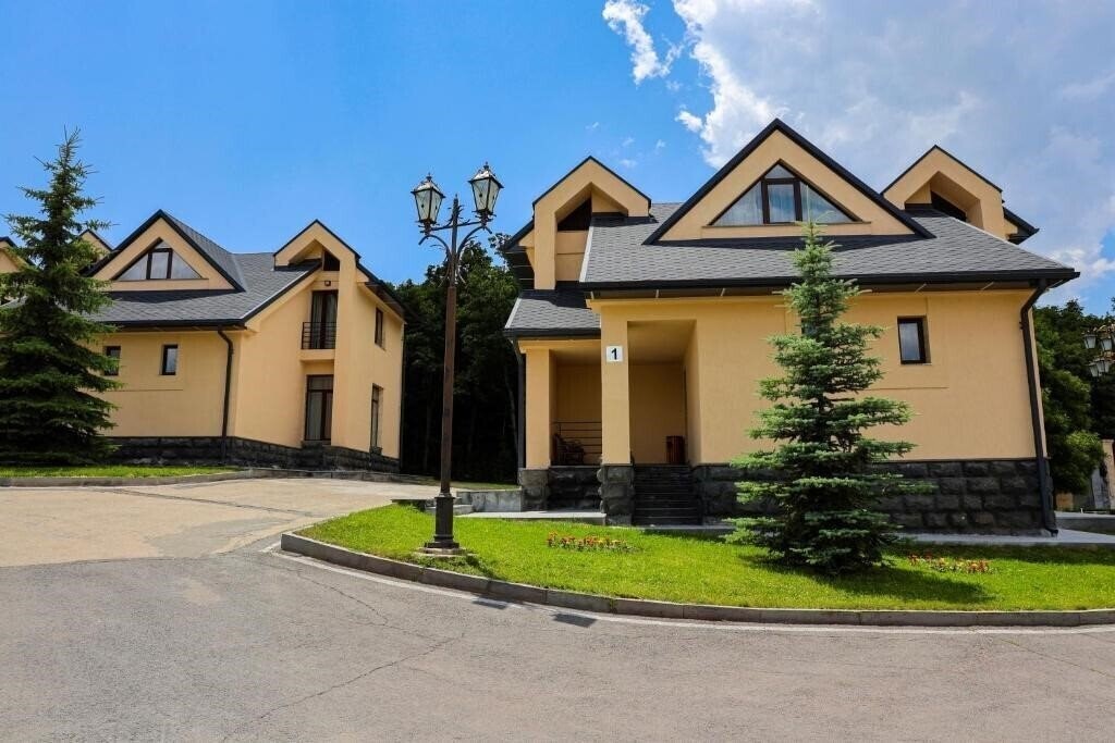 Територія Multi Rest House Hotel 5*