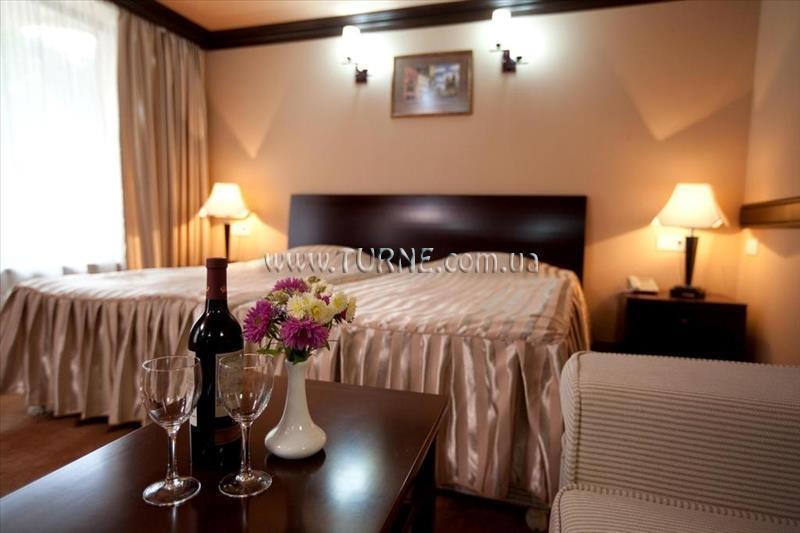 Територія Best Western Paradise Hotel Dilijan 4*