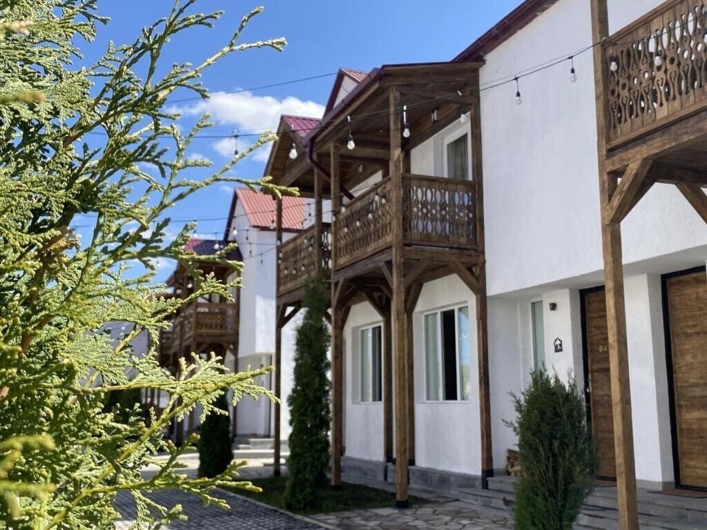 Фото Motives Inn Dilijan 4*