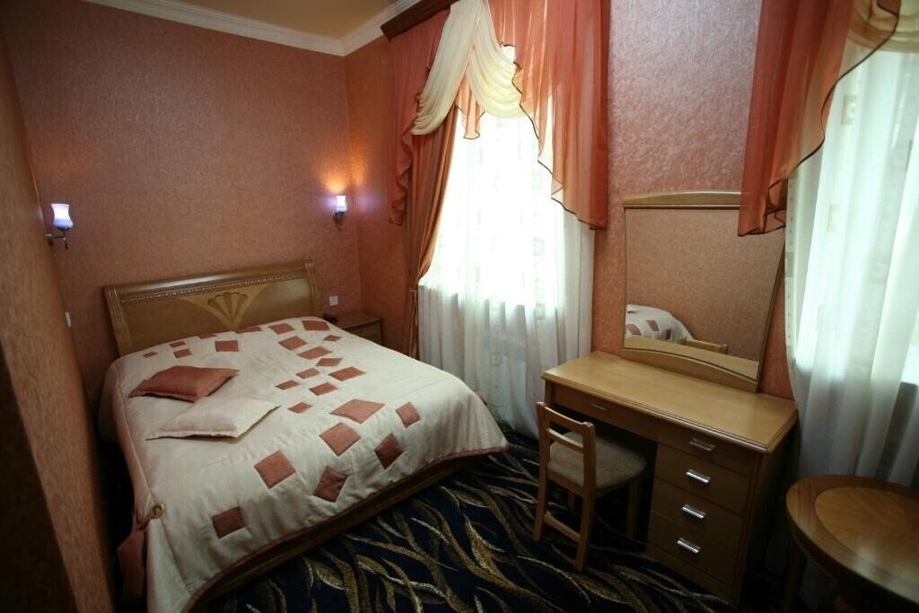 Территория Nairi Hotel 3*