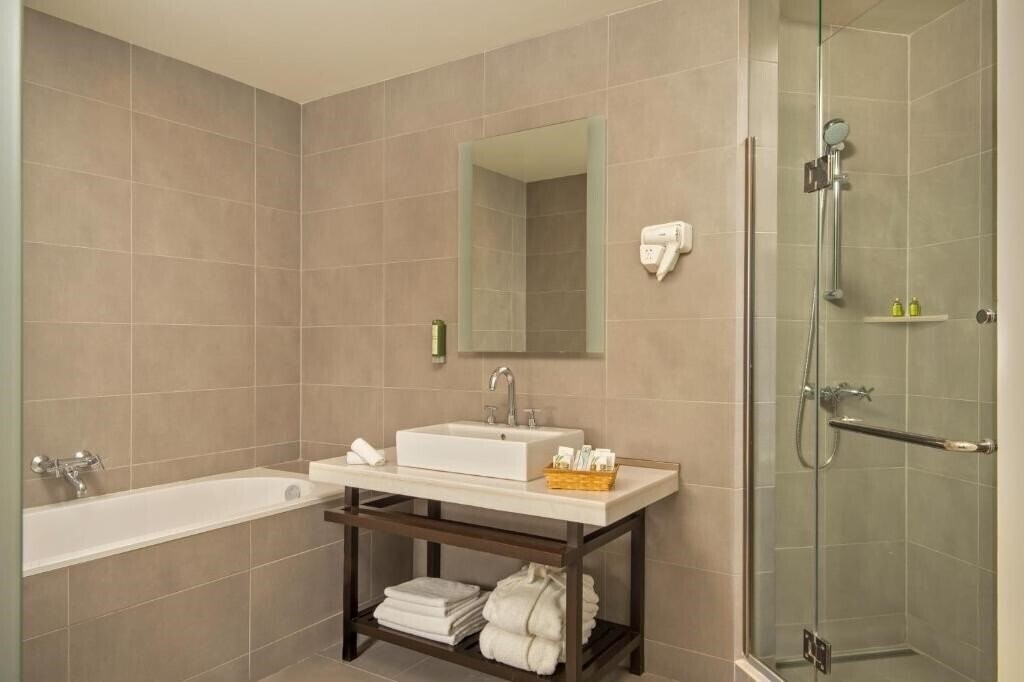 Фотография Historic Yerevan Hotel Tufenkian 4*