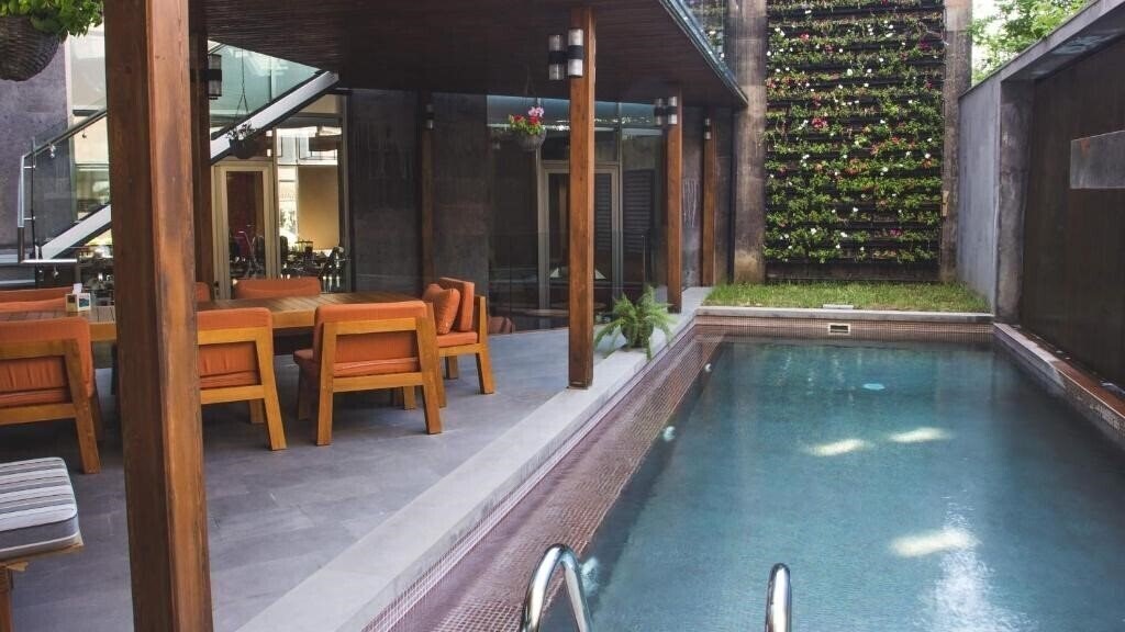 Изображение Historic Yerevan Hotel Tufenkian 4*