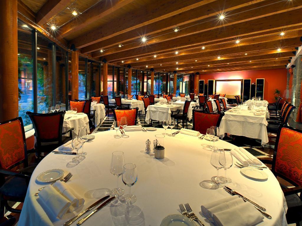 Панорама Royal Tulip Grand Hotel Yerevan 5*