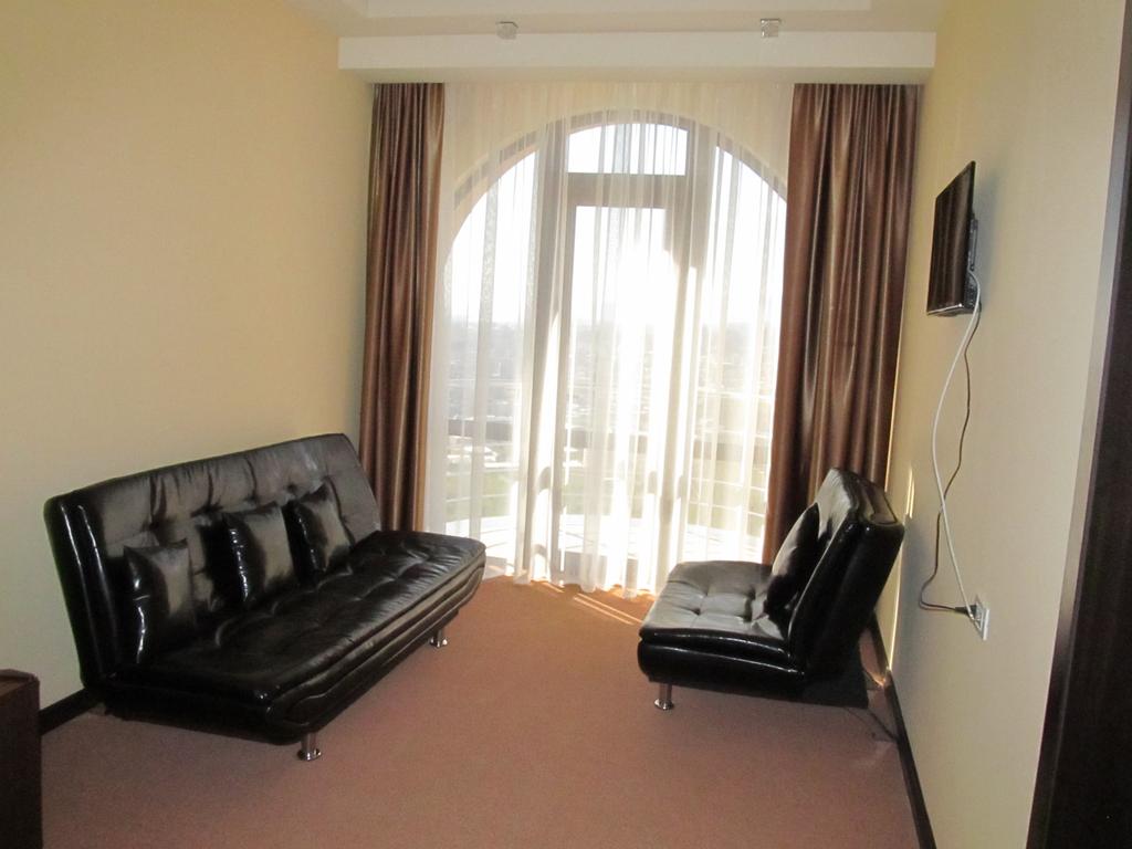 Фотографія Наре 3*