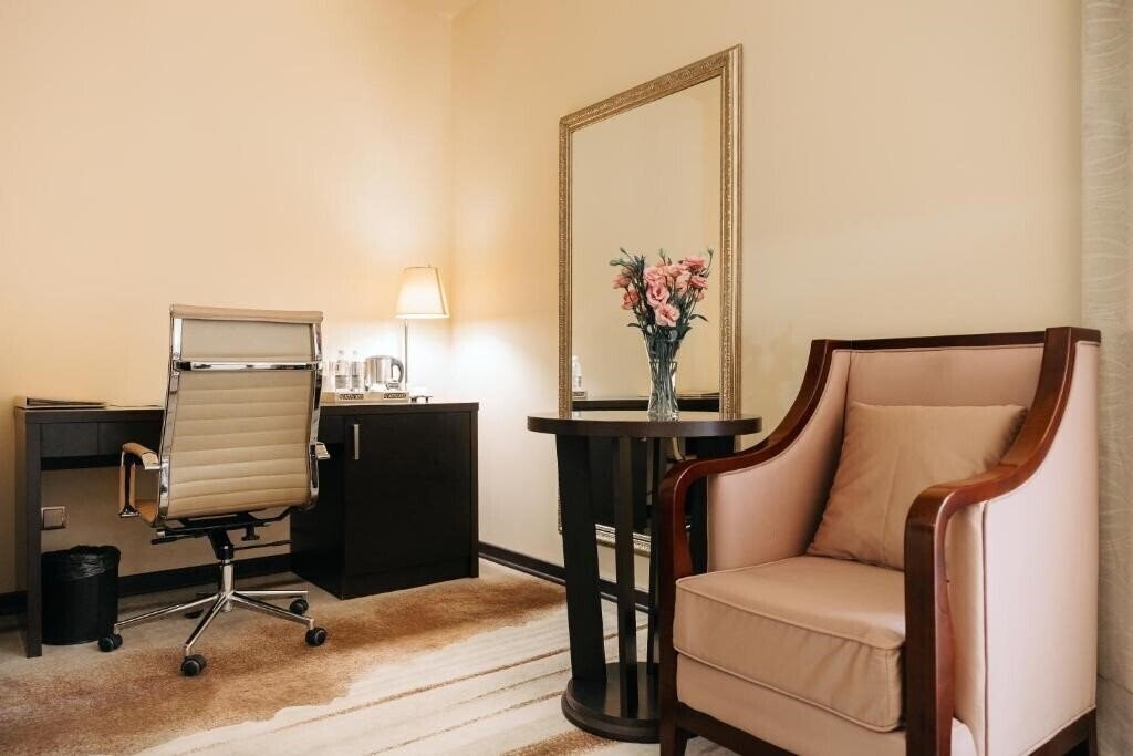 Апартаменти Paris 4*