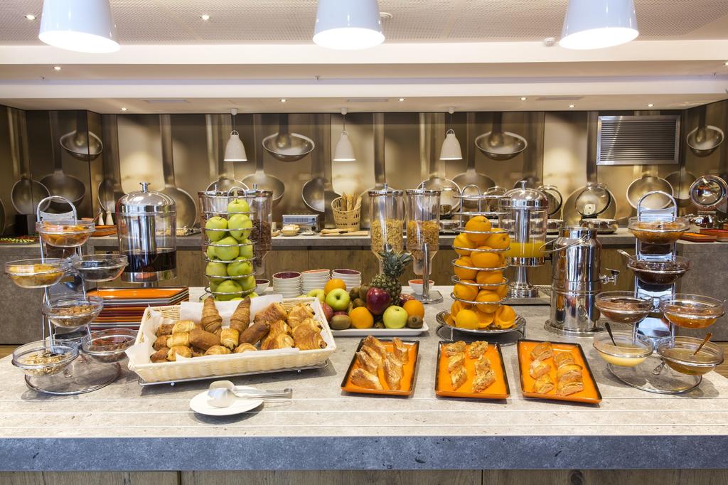 Фотография Ibis Yerevan 3*