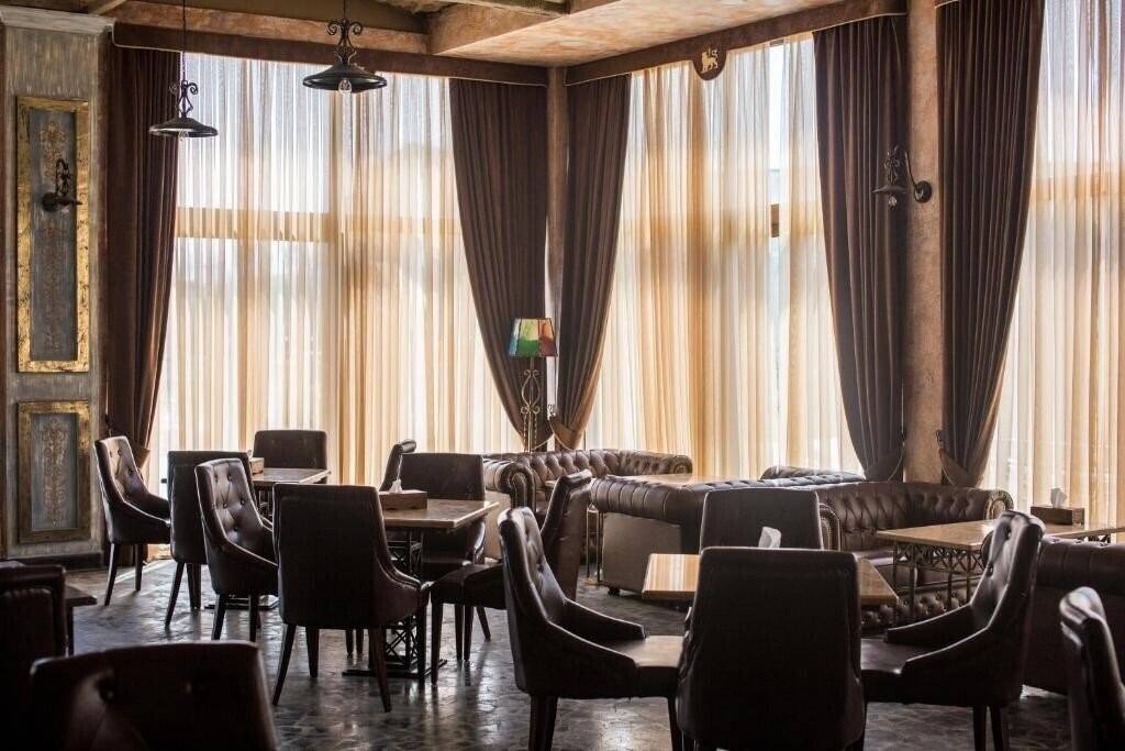 Апартаменти Caucasus 4*