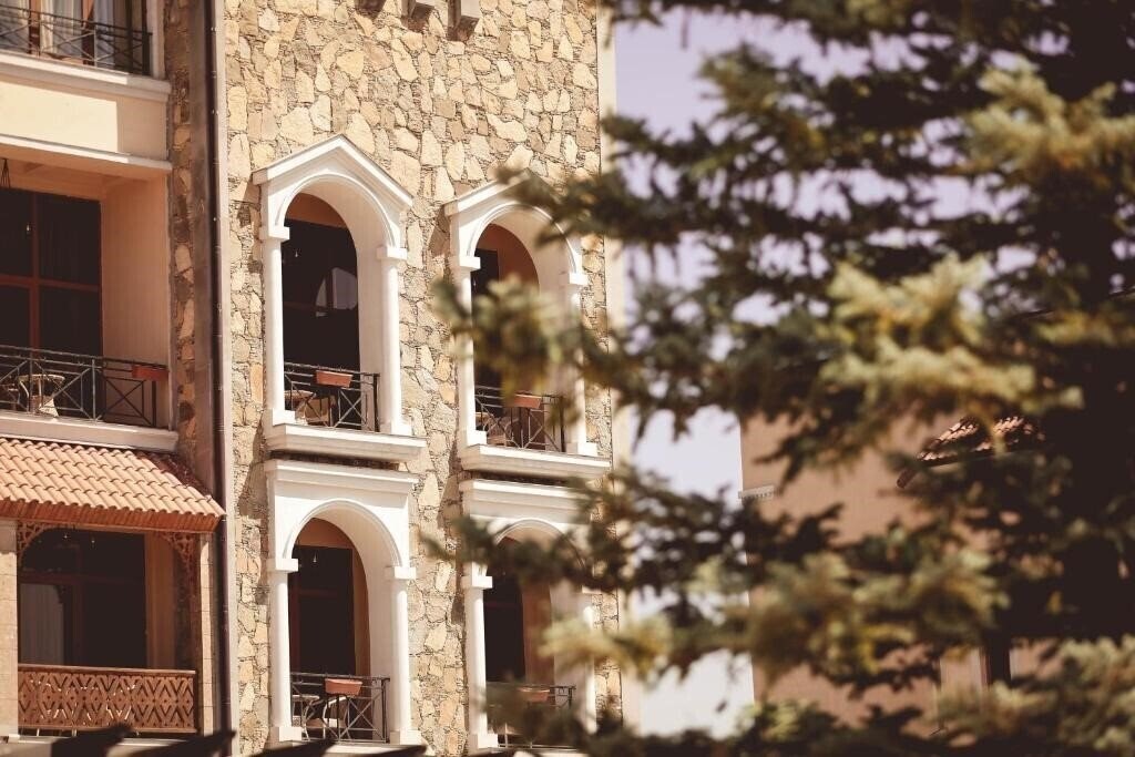 Панорама Caucasus 4*