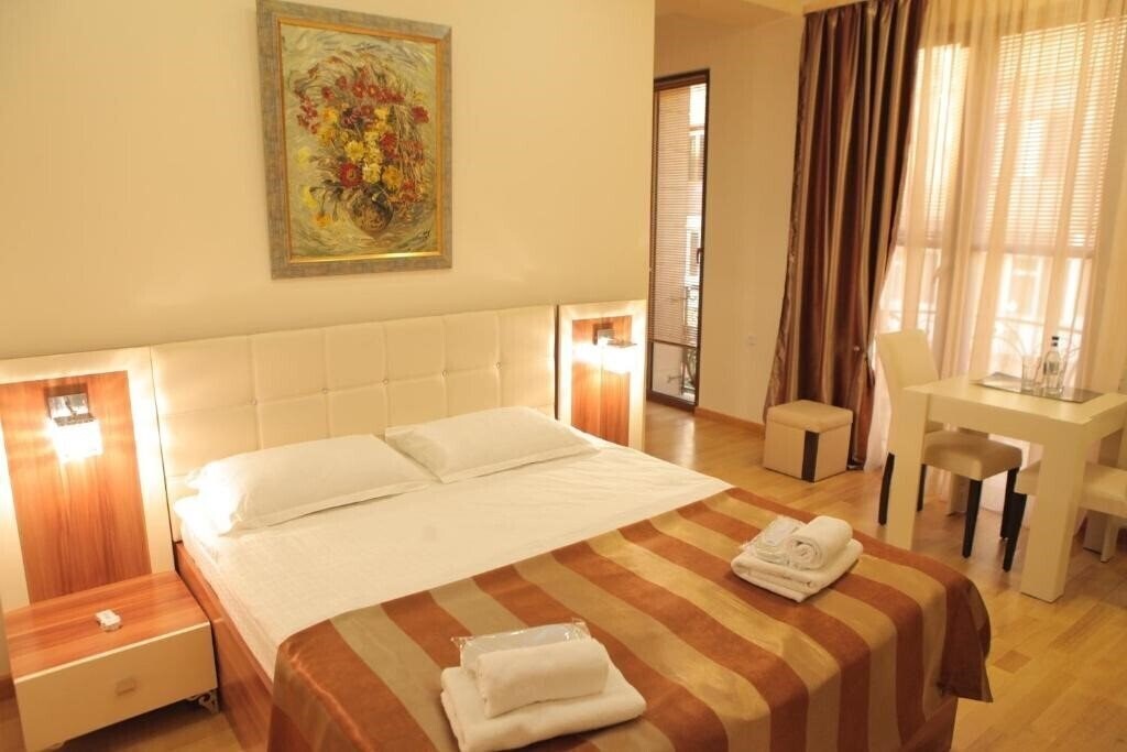 Панорама Daniel Boutique Hotel 3*