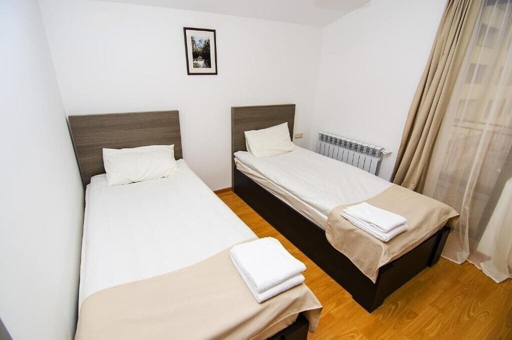 Апартаменти City Centre Hotel Yerevan By Picnic 3*