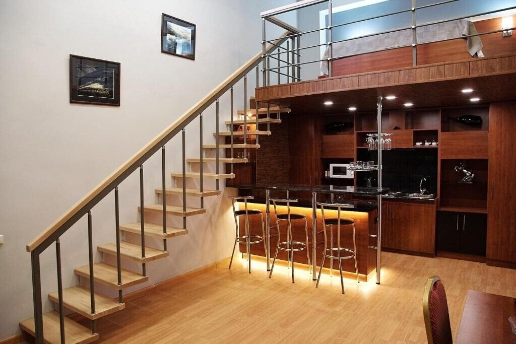 Панорама Nava Hotel 3*