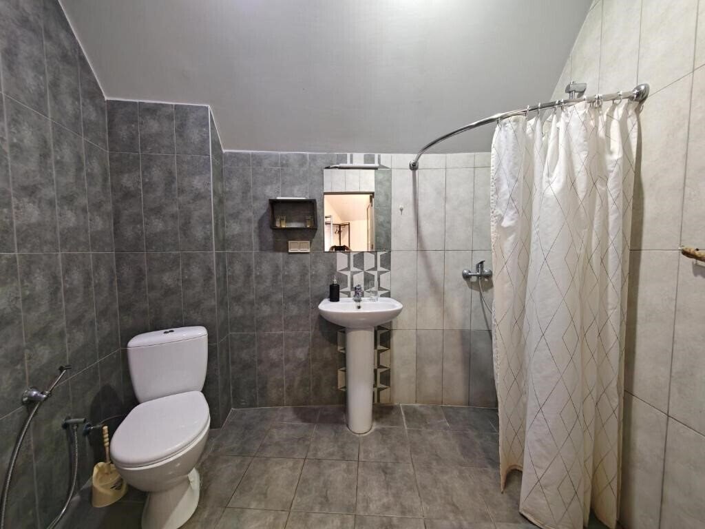 Територія Blur Inn Gallery 3*