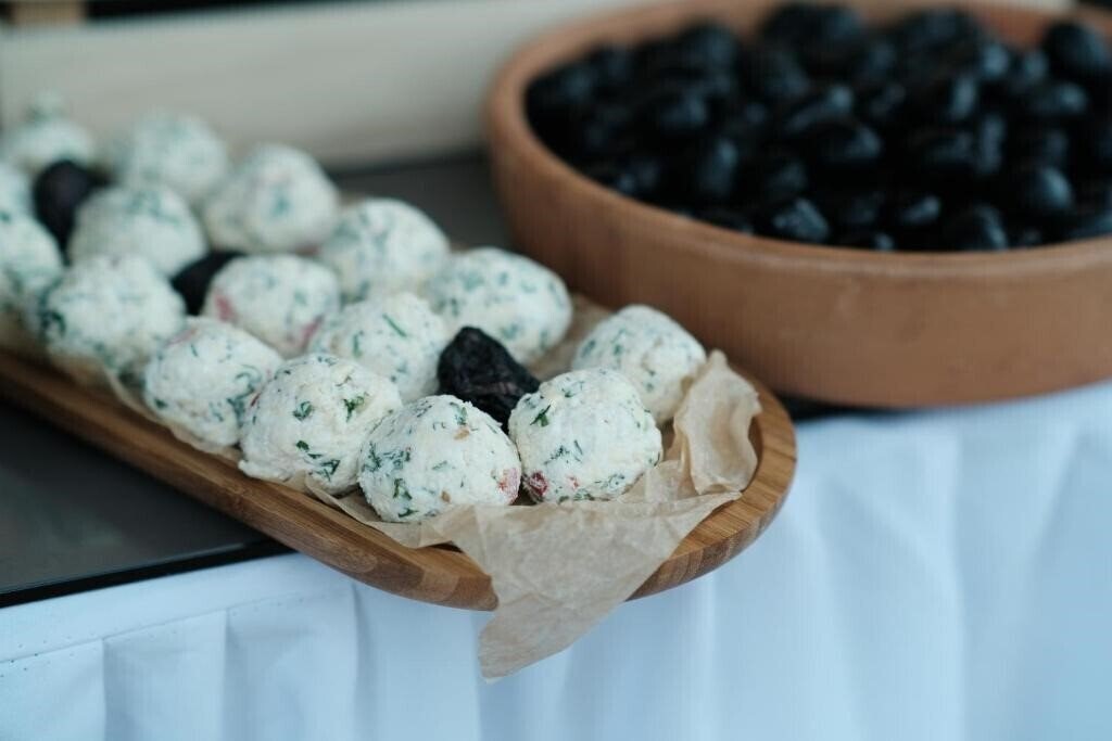 Апартаменти Konyak Hotel 4*