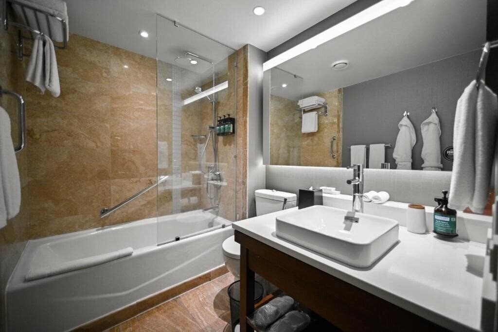 Фотографія Yerevan Place Hotel 4*