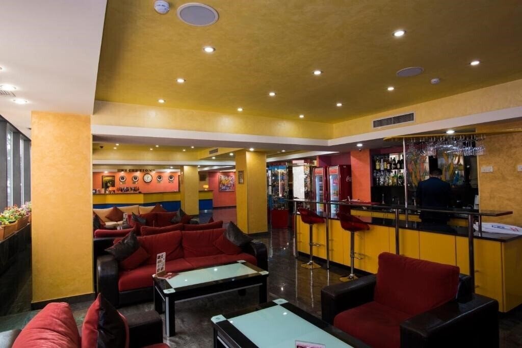 Фотография Erebuni Hotel 3*