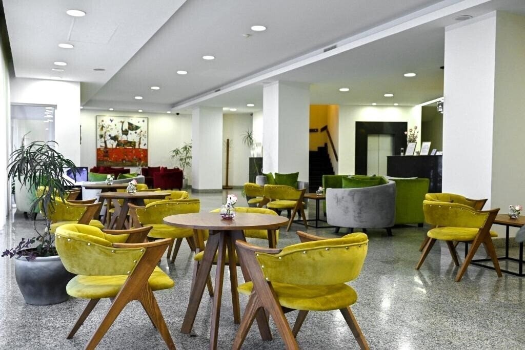 Апартаменты Europe Hotel 4*